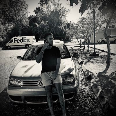 valmo05's profile picture. UIPRM • ig:v_almodovar • Leo🦁