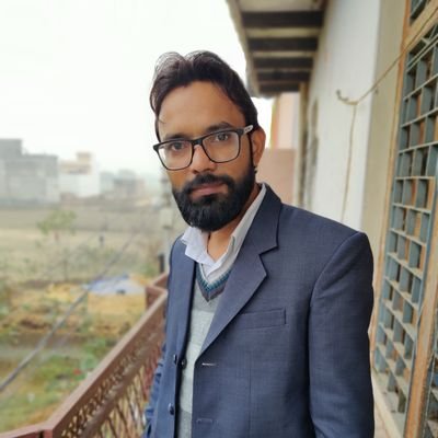 DEEPAKT98650135's profile picture. Physics and Mathematics lecturer