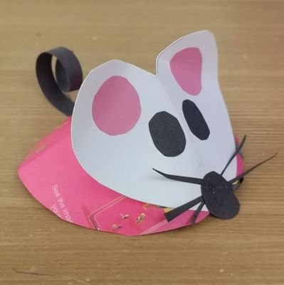 SarahYWF84's profile picture. 
