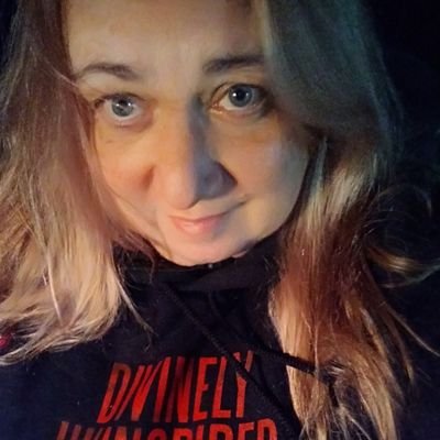 Natteringblonde's profile picture. Foundling Amish baby. Photographer, Unit Coordinator/Trauma ER. Married to beautiful Brit @techmanmartin. Been dead once. What's the worst that could happen?