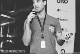 Criador do ecossistema Dev + Eficiente e Especialista em Engenharia de Educação e Software no Nubank. Invisto muito tempo com minha família e adoro esportes.