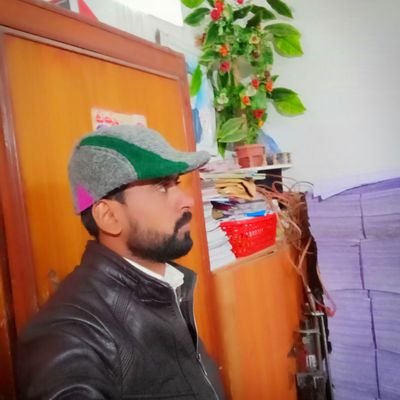 Muhamma01522612's profile picture. it's exam