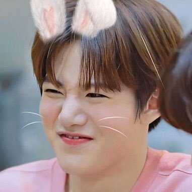 J20909's profile picture. 보석들 영상모음❤️