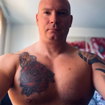 RealStevePardoe's profile picture. Personal Trainer, Massive Gooner, sports freak and foody, RT is not endorsment. All gorilla no chinchilla!