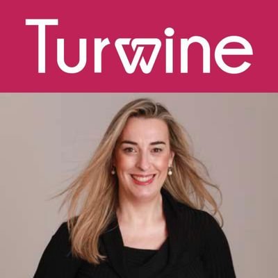 Profesional del Turismo especialista en Enoturismo.

Experta en comercialización turística y transformación digital.

Co-Founder de #turwine