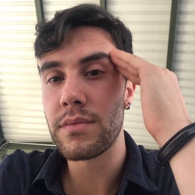 FarukVays's profile picture. 