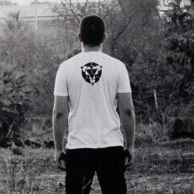 ZzRenato's profile picture. 