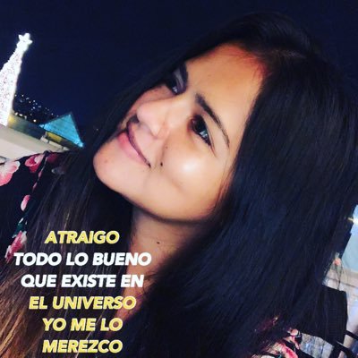 RachelMCOficial's profile picture. Esposa + Madre + Emprendedora