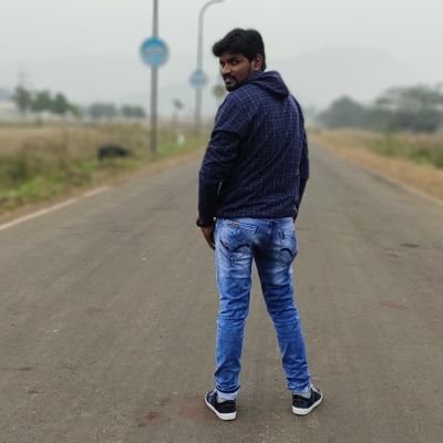 venky_ofcl's profile picture. அந்த ஆகாயம் போல் வாழ்பவன்