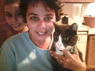 I'm Nancy DeFreitas @npl1 I like to read books and then let the author's know if I liked their book. Love family time WV.