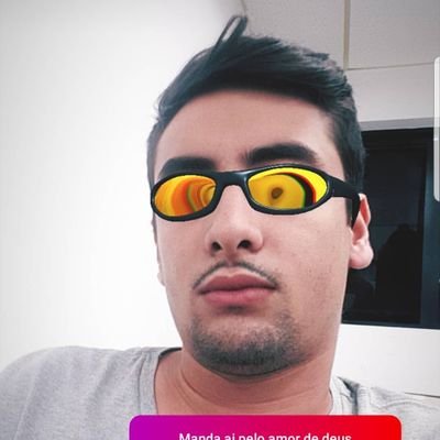 Tentando ser piloto de avião com o orçamento mais baixo que bater na mãe.