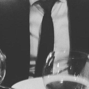 Avokinconscient's profile picture. Auteur indécent par loisir, avocat très décent par vocation, animé par la passion et la légèreté. Inconscient par nature je n’y suis pour rien!