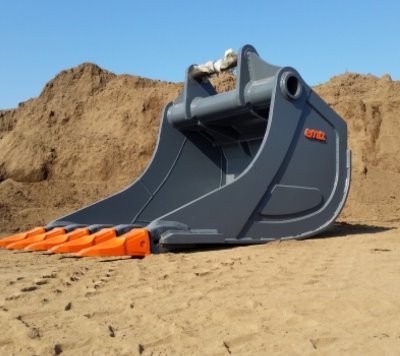 EMA, Earth Moving Attachments Based in Sweden Quality made Hardox buckets for the tiltrotator market Exports Worlwide, buckets of all sizes available UK stock