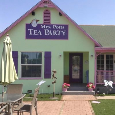 Mrs.Potts Tea Party💛