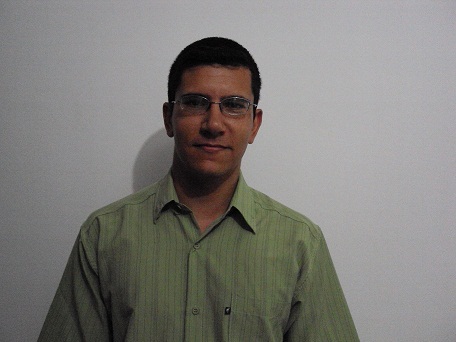 Analise de Sistemas na TOTVS, Professor de Informática, Entusiasta da área de Tecnologia.......