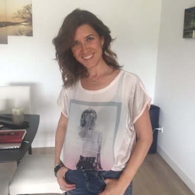 MMorenodetorres's profile picture. En el pasado, eras lo que tenías ahora eres lo que compartes (Godfried Bogaard) #mamisdigitales #communitymanager