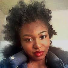 Souriante et professionnelle #highTech, je partage mes connaissance pour aider les autres à résoudre leurs problèmes. Follow me and you will enjoy!!