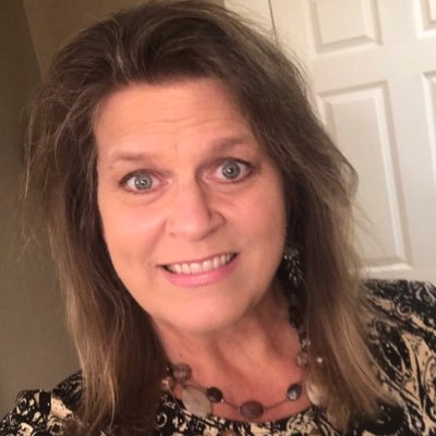 JuliePaysen's profile picture. 