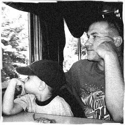 _ChrisNORRIS's profile picture. Married the prettiest girl I knew and now father to 3 awesome kids!