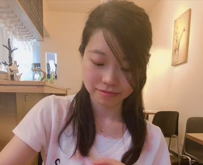 natsu_nichijyo's profile picture. ★29歳OL
☆生活→150万の詐欺に合い様々な副業をしてたどり着いた稼ぎ方で、愛猫ノルちゃんとちょっとした贅沢を堪能中✨
★投稿→日常で役立つ情報・副業・ビジネス書籍・ビジネスセミナー・お気に入りの名言✨
息抜きにノルちゃんの癒しも一緒にお届け！
#副業
#ビジネス
#稼ぐ
#情報
#贅沢
#暮らし　
#日常