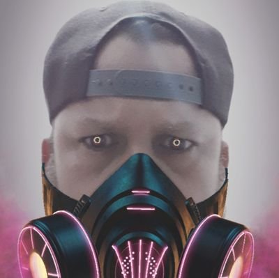 Devastalol1's profile picture. Coroa que tem uma gameplay fraca no lol e streamer iniciante na Twitch.