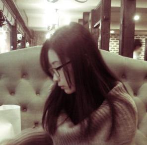 applebee999's profile picture. 고요한 침묵 속에서 경쾌하게 시작해 봐요!