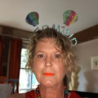 Nicola Jones (she/her) (@nicolamariamj) 's Twitter Profile Photo