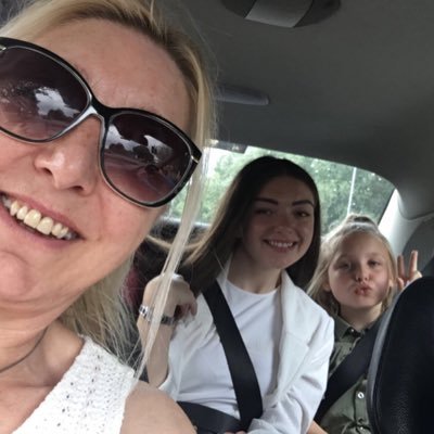 Elliewstson1's profile picture. 