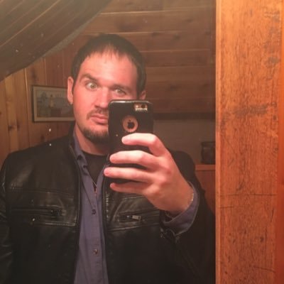 jonatha25052396's profile picture. Funkoholic