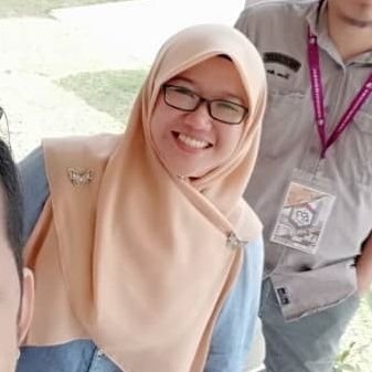 dyeela31's profile picture. I'm not smart. I just wear glasses. Opinions are my own.