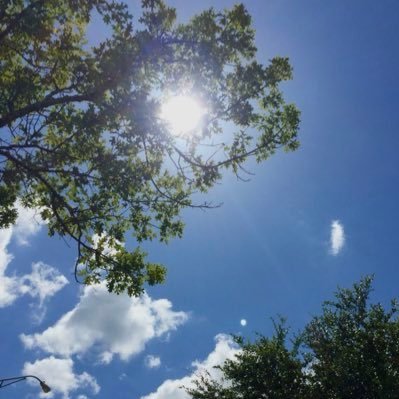 استغفر الله العظيم 🌟' اذا مررتم من هنا فادعو لي أن يبكيني الله فرحاً في تحقيق ما اتمناه 💛'
