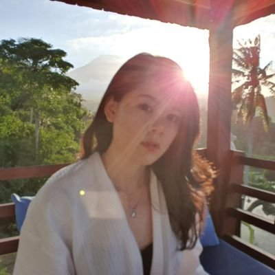 woahhmeidy's profile picture. Contrary to popular belief.