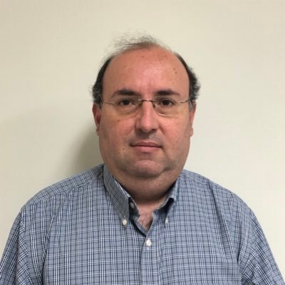 Ingeniero, Inventor, Profesor en UDEM. Monterrey, México. Católico. ITESM, MIT. Engineer, University Professor at UDEM. Catholic.