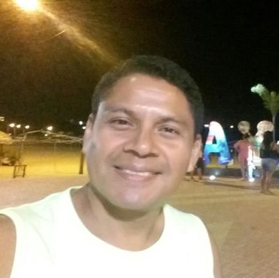 Jimmytotoy1's profile picture. Educador por vocación, padre de familia, hermano y amante de la tecnología. Si lo sueñas puedes realizarlo.