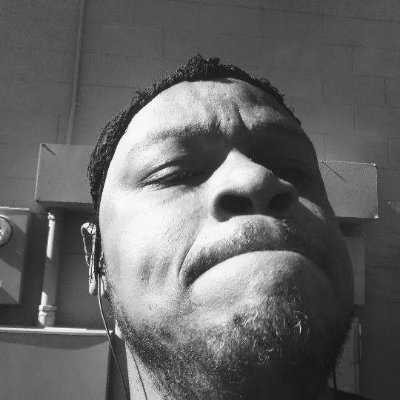 FardTorre's profile picture. 