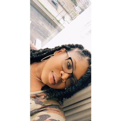 thatgirlbobbi1's profile picture. Tell your dog I said Hi | FGCU Alumna | #iZoom ☥