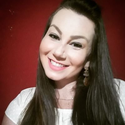 Bageense, mãe da Maria Luísa, esposa do Deivid e grata por tudo o que o Senhor tem nos abençoado até aqui!