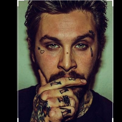 BonsensDu's profile picture. Les évènements de la vie n’arrêtent pas de me questionner! Mais adepte du simple bon sens...