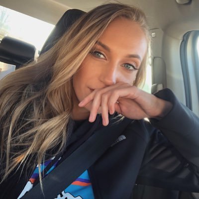 BillieSabel's profile picture. 