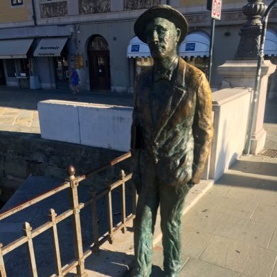 pYtv8Pqz6wprz2y's profile picture. チャンスは誰もくれないじゃない、自分で掴むより他にないのよ。by Junko Sakurada