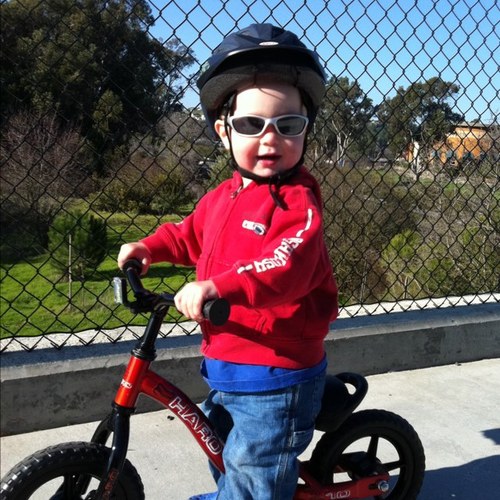 melzafish's profile picture. married with children (1 girl, 2 boys), personal trainer/fitness specialist, love adventurous travel, working out, socializing, and singing.