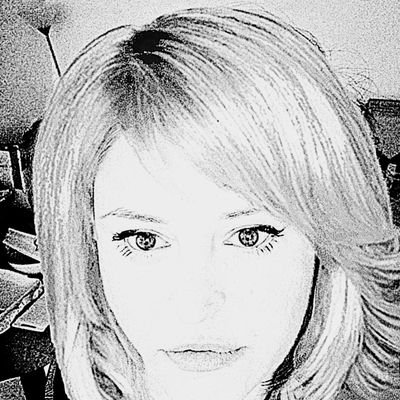 claudia980980's profile picture. 