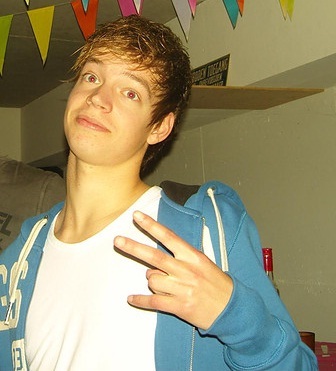 Jortnl's profile picture. Student @groningen

Feyenoord For Life(L)