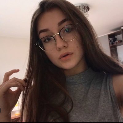 lilygotgame's profile picture. • Twitch •anime •chipotleislife