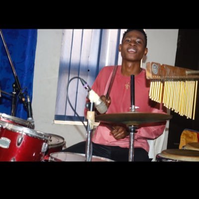 My name is AyodeleFavour am a #Studio drummer #Recording drummer #performing drummer...I base in #LAGOS../