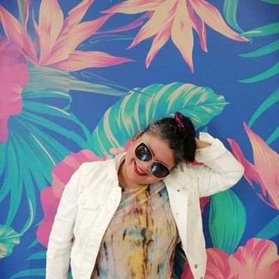 MissAnneeMarie's profile picture. Enfermera, penquista, hija de la television, sobreviviente a tragedias sismicas , Rainbows Everywhere!