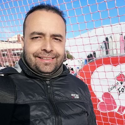 38Turker38's profile picture. Hayata gülüşüm...