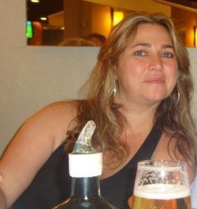 valcgoncalves's profile picture. 