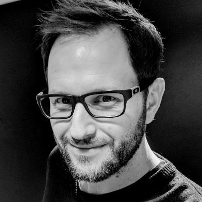 (Mostly retweets about) product design, technology, and electronic audio. Also an unhealthy amount of cycling banter. Full time coffee snob.