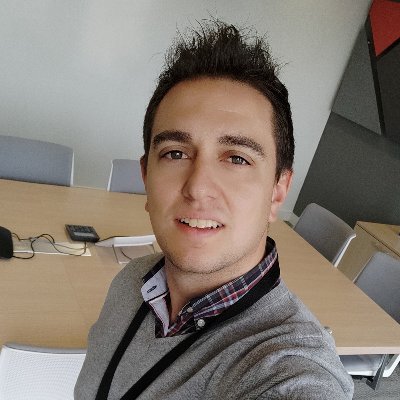 Apasionado del #marketing #multicanal, en cómo la utilización eficaz de canales,contenidos y servicios ayudan al paciente. Profesional de #MIM en sector #salud.